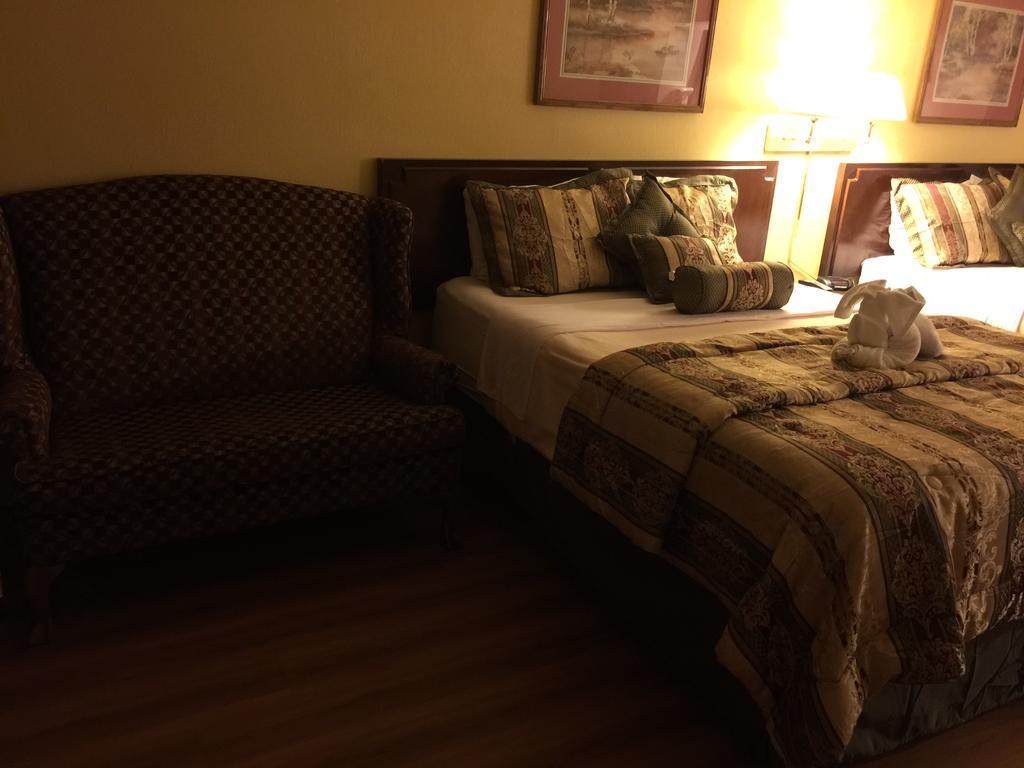 Americas Best Value Inn & Suites Macon At Sunset Dr Extérieur photo