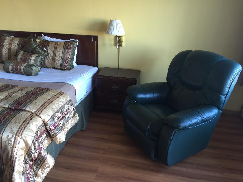 Americas Best Value Inn & Suites Macon At Sunset Dr Chambre photo