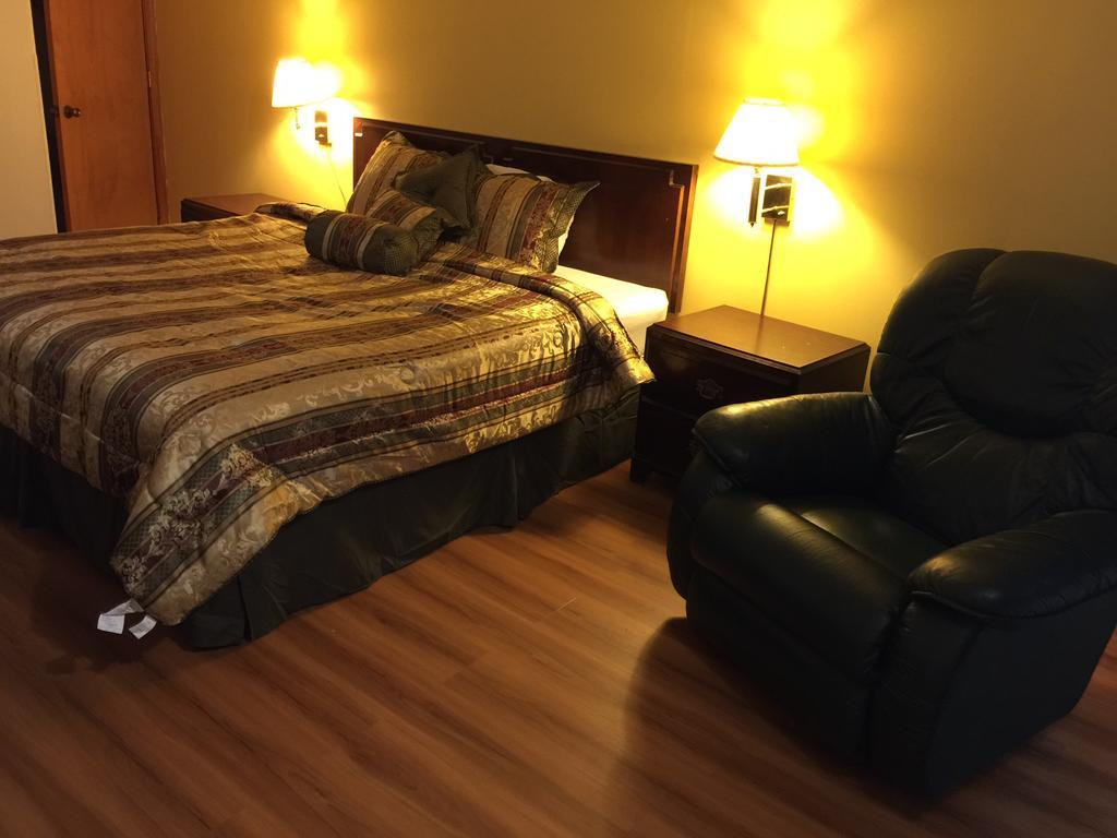 Americas Best Value Inn & Suites Macon At Sunset Dr Extérieur photo