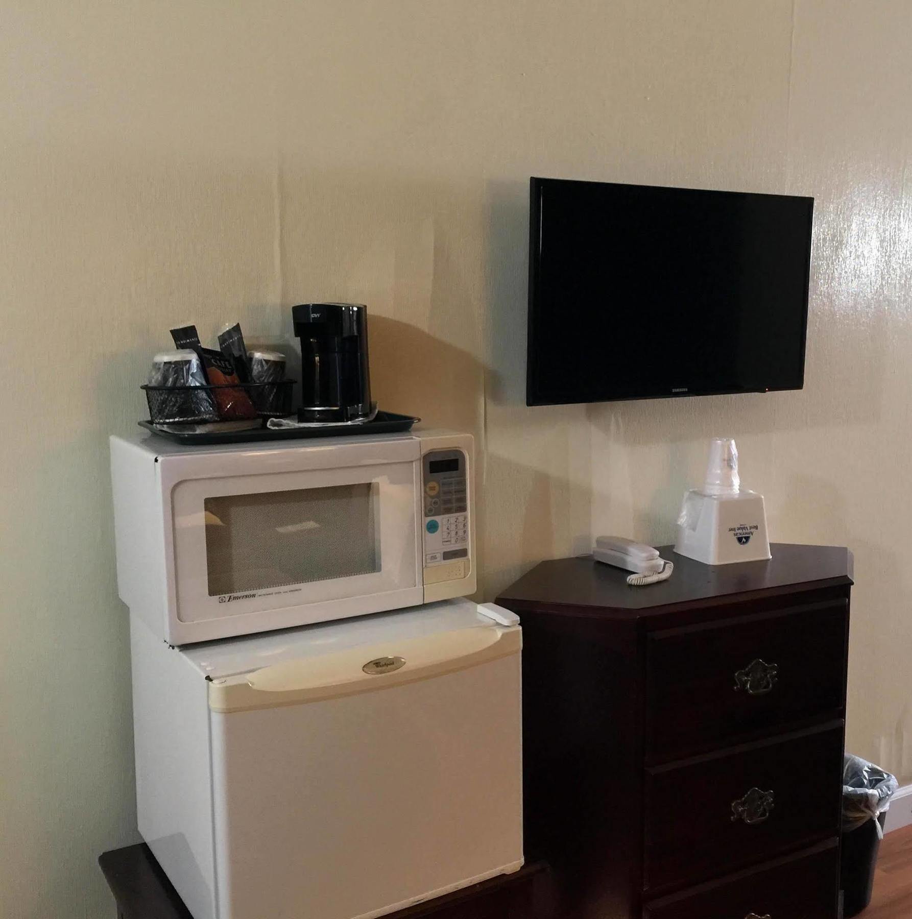 Americas Best Value Inn & Suites Macon At Sunset Dr Extérieur photo