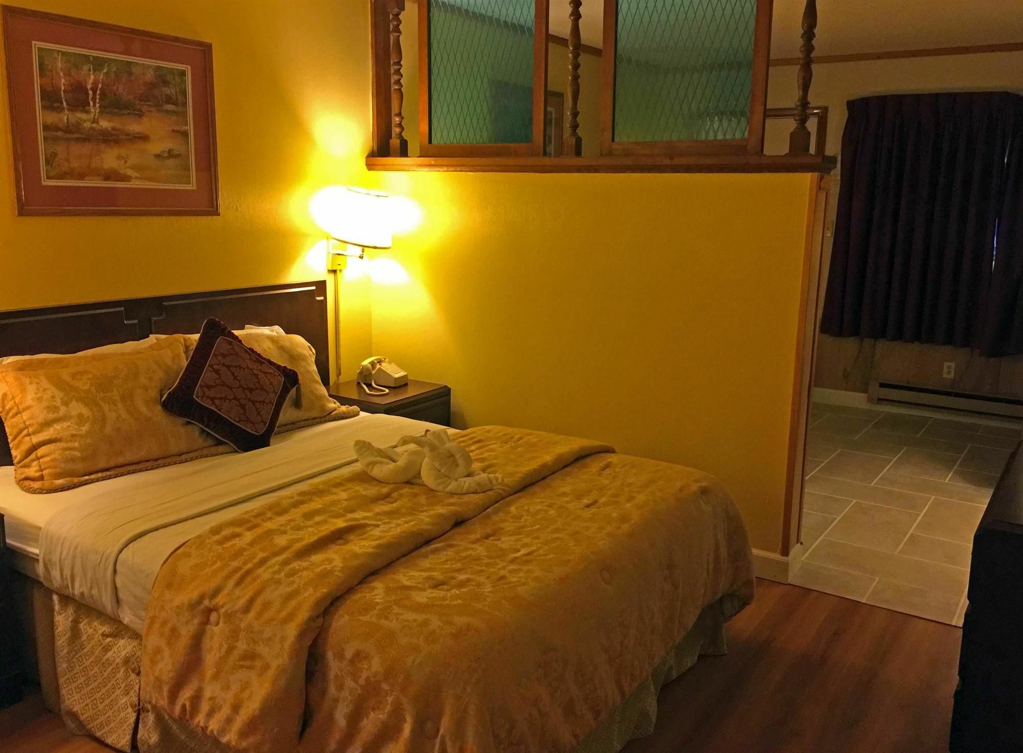 Americas Best Value Inn & Suites Macon At Sunset Dr Extérieur photo